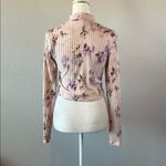 H&M  Cropped Floral Long Sleeve Top Pink Size Small Photo 2