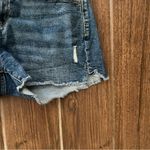 Denizen from Levi's Denizen by Levi shorts size 27 Photo 2