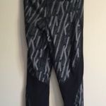 Nike Graphic Print Grey Black HyperCool High Waisted Athletic Workout Leggings Photo 7
