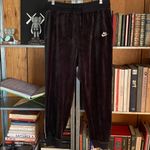 Nike  Sportswear Heritage women's velour tracksuit joggers, black & white, Large Photo 7