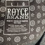 Royce Brand  Weekend Spell Out Dark‎ Grey Sweater Sz L Photo 3