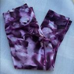 LULULEMON WOMENS 6 Purple Patterned Leggings Photo 5