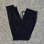 Lululemon On Track Jogger •• Black Photo 1