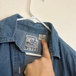 Women’s Medium Vintage Western Blue Denim Button Photo 4