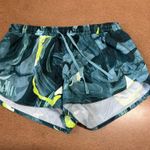Old Navy NWT Running Shorts Women’s Size S Photo 0
