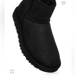 UGG  Women's Classic II Mini Boots size 5 Photo 1