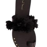 Boutique New Black Floral Sandals Photo 0