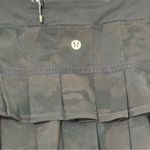 Lululemon  athletica Black Camouflage Mini Skirt Size 4 R Photo 4