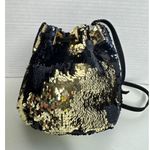 Retro style Sequin bucket bag in black and gold with pull closing inside lined Photo 15