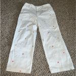 Rafaella  Women's‎ White with embroidered flowers capris size 4 Photo 0