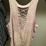 Lizard Thicket Tank Tops Photo 2