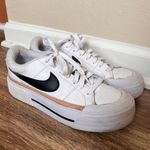 Nike Women’s  Court Legacy Lift Shoes Photo 2