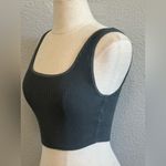 Babaton Aritzia  Sculpt Knit Squareneck Tank Size Small EUC‎ Photo 1