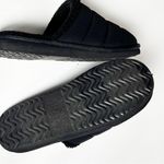Target Women’s Black Slip On Cozy Style Indoors Slippers Sz XL Photo 8