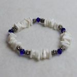 Source Unknown Beach Ready Stacked Puka Shell Blue Silver Beaded Stretch Chic Like New Bracelet Photo 0