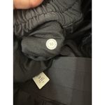 Lululemon Hotty Hot Short High Rise 2.5" Size 10 Black Women Athletic Photo 4