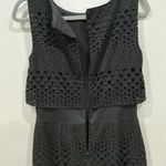 Kay Unger Black Eyelet Sleeveless Sheath Dress Size 6 Photo 5