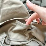 Vuori High Rise Colorblock Studio Legging Pant in Light Oregano Green Size S Photo 8