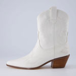 Cushionaire White Western Cowboy Ankle Boots Pointed Toe Block Heel Faux Leather Size 11 Photo 0