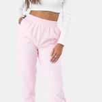 Adika belson sweats in pink Photo 0