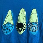 Metropolitan Museum of Art Blue and Green Beaded Shoes Short Sleeve T Photo 1