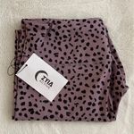 Zyia Lilac Jaguar Fit n Free Hi-rise 7/8 24", XL (12) Photo 6