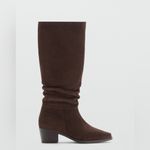 Mango 100% bovine leather. Long design. Square heel.‎ Height: 5cm. Zipper closure. Photo 1