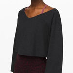 Lululemon Show Your Depth M/L Long Bell Sleeve Crop Heathered Black Reversible Photo 0
