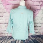 Columbia  M QUARTER SLEEVE COLLARED BUTTON DOWN TOP Photo 2