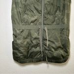 Lululemon Spring Fling Puffy Vest Green Camo Hooded Vest women’s 8 active lounge Photo 2