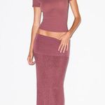 SKIMS  Fits Everybody T-Shirt in Beet, Size XXS Photo 1