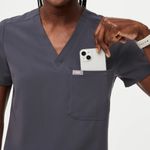 FIGS Women's Catarina One Pocket Scrub Top in Charcoal, Size Large Photo 1