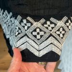 Old Navy Spaghetti Strap Black Flowy Top White Embroidery New Photo 5