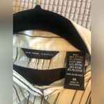 New York And Company  women’s V-neck mock 2 in 1 V-neck brown cable collar in M Photo 3