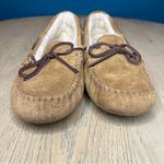 UGG  Dakota Light Brown Sheepskin Lined Tan Moccasin Slippers Women’s Size 8 Photo 4