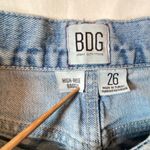 BDG  High Rise‎ Baggy Lightwash Jeans Size 26 Photo 2
