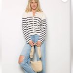 Evereve Isabel Hoodie Lady Like Knit Button Hooded Cardigan W1939 Sz L Photo 1