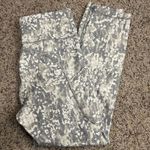 Lululemon Invigorate High-Rise Crop 23" Gritstone White Opal Multi size 6 Photo 9