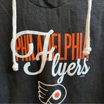 NFL Philadelphia Flyers Soft as a Grape sweatshirt hoodie Size Large Photo 3