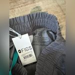 FIGS Zamora High Waisted petite pants Photo 3