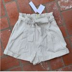 Nordstrom  Women’s Shorts Size Small NWT! Photo 0