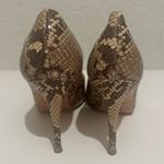 Coach  Chelsey Natural Snake-Embossed Leather Round Toe Pumps High Heels Size 9 Photo 3