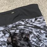 Nike  Epic Luxe Patterned Cropped‎ Leggings size M Photo 7