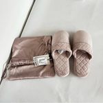 Barefoot Dreams Barefoot Dream LuxeChic Slippers Size 5/6 Small Faded Rose Loungewear Quilted Photo 9