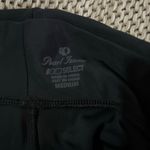 Pearl Izumi  Women's L Black Padded Escape Quest Cycling Shorts size M Photo 4