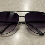 Quay Australia Quay X Desi High Key Sunglasses Photo 3