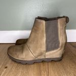 Sorel Womens 9 Boots Joan Of Arctic Wedge Chelsea Wedge Bootie Brown Leather Photo 3