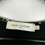 Anne Fontaine Black V Photo 8