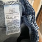 Old Navy Wow Jeans Women’s size 18 Short Hugh Rise Stretch Denim Photo 6