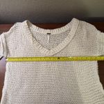 Free People Women's Large V Neck Knit Sweater 3/4 Sleeve Beige Cotton Blend Photo 1